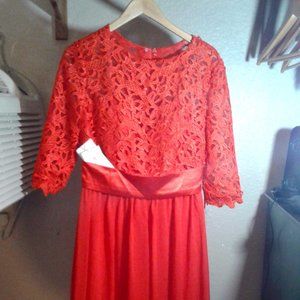 Mingda's Dress formal maxi new. size 16